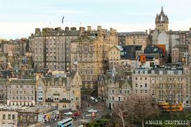 Es la sede del parlamento escocés. Los Barrios De Edimburgo Que Ver Y Hacer En Cada Uno