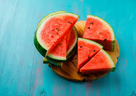 Each cup of watermelon contains 173 grams of potassium. Watermelon Side Effects What Happens When You Eat Too Much Watermelon Editorji