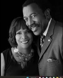 Mark Oviatt's Instagram, Twitter & Facebook