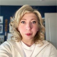 Kristin Nutter's Instagram, Twitter & Facebook