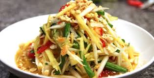 Dimana untuk bahan utama yaitu daging sapi, ayam dan babi selain negara indonesia dan malaysia yang terkenal dengan sate dagingnya yang lezat, ternyata thailand juga tak mau kalah. Makanan Pokok Thailand