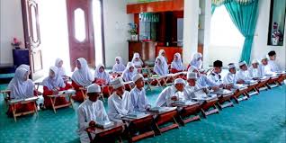 Kini ami dikabarkan memiliki sekolah tahfidz. Bekas Qariah Negara Mengajar Tarannum Di Maahad Tahfiz Gisbh Muar Dan Sepang Gisbh News