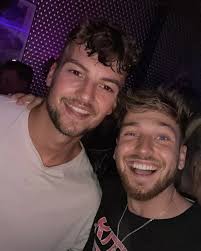 Fans push for Sam Thompson to host Love Island after rinsing the cast  throughout series