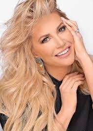 Katie Cascio's Instagram, Twitter & Facebook