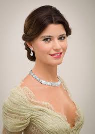 Beren Saat - Free pics, galleries & more at Babepedia