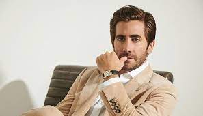 Jake gyllenhaal has joined the growing list of celebs who have spoken publicly about their bathing habits — or lack thereof. Rudnkpbjdokv5m