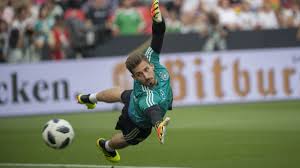 Последние твиты от esther sedlaczek (@esthersedlaczek). Kevin Trapp Privat Ert R Appt Das Ist Seine Schone Freundin News De