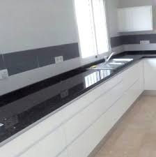 Con muebles de cocina completa, encimera de granito y electrodomesticos balay (vitroceramica, lavavajillas integrable, horno desmontaje y transporte a cuenta del comprador electrodomésticos precio a convenir, muy baratos venta muebles de cocina de segunda mano. Encimeras De Granito Colores Y Precios 2020 Blog
