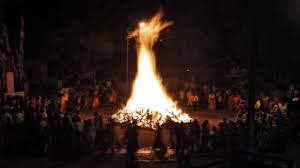 Find here more information on holi calendar 2021, 2021, holi dates, holi calendar and when is holi in 2021. Wbxwr2d0 Lsifm