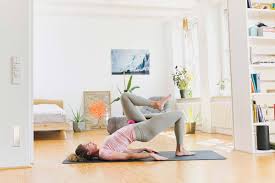 The aim is to restore range of motion without putting any damaged tissues under stress. Hip Pain Exercises Blackroll