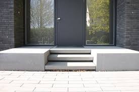 Blockstufe Mit Untertritt In 2020 Treppe Aussen Eingang Treppe Aussentreppe Beton