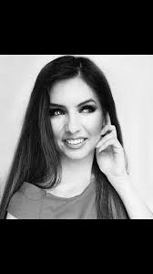 ❤️✨️ I still can't believe it. This year has been such a huuuge  transformation. From always being scared to death to sing for other people  to suddenly singing