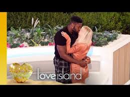 Luke M And Demi Have Their First Kiss Love Island Series 6 Youtube