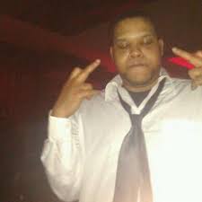 In the mighty ducks, he is seen at a hockey game with his son, adam banks, while playing against a team.when gordon bombay learns that the star player for the hawks, adam banks, actually resides in the ducks' district boundaries and threatens reilly into transferring banks to the ducks. Young Philip Banks On Twitter Guttermann Hahaha Swaggboi103