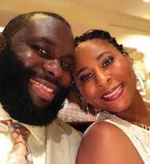 Mary Pickney's Instagram, Twitter & Facebook