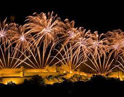 Procession du 15 aout 2014 8. Le Feu D Artifice De La Cite Medievale De Carcassonne Office De Tourisme De Carcassonne