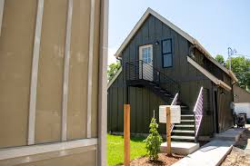 Not sure which prefab garage is right for your home or business? A Globeville Factory Hopes To Produce 150 Flat Pack Homes A Year Denverite The Denver Site