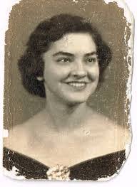 Irene Combs's Instagram, Twitter & Facebook