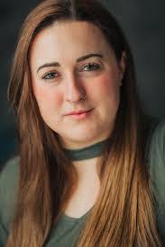 Amanda Dryden's Instagram, Twitter & Facebook