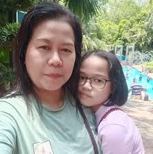 爆款网红美妆品#SHERO 新品+补货回归啦！ 📌 4月29日星期二晚上7PM 锁定大马名模Amber & Ding Dang  带来的超值直播专场😍 #2025新年后第一场#