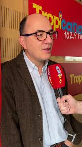 ¿En quién se inspiró para hacer a ‘Guadaña’ y a ‘Hugo Lombardi’? El actor  Julián Arango reveló secretos de algunos de sus personajes más icónicos  #Tropicana #Bogotá #Picadito #JulianArango ...