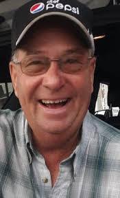 Russell Eason's Instagram, Twitter & Facebook