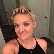 Sarah Rummel's Instagram, Twitter & Facebook