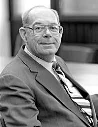 Yale Bulletin and Calendar