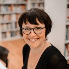 selfmarketing #impetusforhappybrains #erikamagyarosi