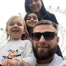 Why are prices so high at the gas station near Publix in Jupiter Farms?