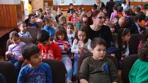 ― directorul executiv gradinita este esentiala pentru copiii saraci care nu au parte de activitate intelectuala in mediul familial. O Mie De Copii Din Familii SÄƒrace Au O È™ansÄƒ La EducaÈ›ie Start Pentru Legea Fiecare Copil La GrÄƒdiniÈ›Äƒ In JudeÈ›ul TimiÈ™