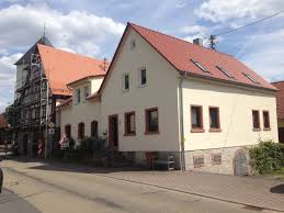 Hier finden sie wohnungen zum mieten vieler immobilienportale und durch die einfache & schnelle wohnungssuche mit intuitiven filtermöglichkeiten ist das ziel traumwohnung zum greifen nah. 5 Zimmer Wohnung Zu Vermieten Kannenstrasse 63 97980 Bad Mergentheim Dainbach Bad Mergentheim Mapio Net