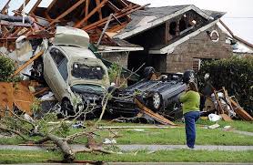 25 Unbelievable Pictures Of The Tornadoes That Hit The Dallas Fort Worth Area Desastres Naturales Fenomenos Naturales Tornados