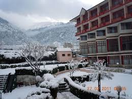 A Stay At Sterling Holidays White Mist In Manali Is Like Having The Best Of Both Worlds Plush Comfort And Convenience Within Your Cot World Mists Mountains