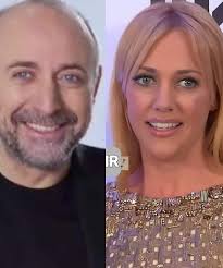 True friends are like diamonds, precious and rare false friends are like  leaves found everywhere. 🚶🚶