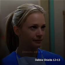 A.j Cook, Paget Brewster e Lola Glaudini já participaram de "Lei e ordem".✨  Paget participou duas vezes, e Lola Glaudini 3!❤️#emilyprentiss  #criminalminds #jenniferjareau #derekmorgan #penelopegarcia ...