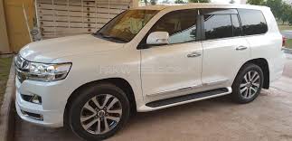 Its space and luxury makes it most preferred vehicle for the top notch executive people. Toyota Land Cruiser Zx 2018 For Sale In Islamabad Pakwheels