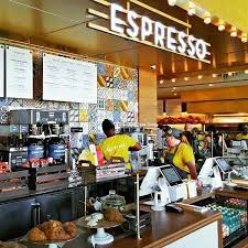 La Centrale A Brand New Three Level Italian Food Hall At Brickell City Center Mercato In The Picture Ristoranti And E Food Hall Italian Recipes Food Court