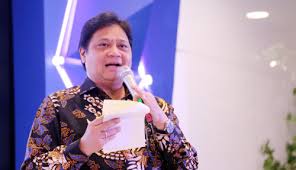 Namun sesungguhnya, tidak hanya industri, seluruh lapisan masyarakat juga bisa. Apa Itu Revolusi Industri 4 0