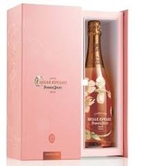 Our personalised wine gifts are always popular. Gift Box