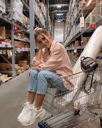 Emma Rose On Instagram Ikea Adventures Photography Poses Women Insta Photo Ideas Aesthetic Fashion