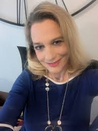 Dawn Lentz's Instagram, Twitter & Facebook