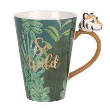 Mug Tigre En Porcelaine Imprime Jungle Sur Maisons Du Monde Piochez Parmi Nos Meubles Et Objets Deco Et Faites Le Plein D I Jungle Porcelaine Maison Du Monde