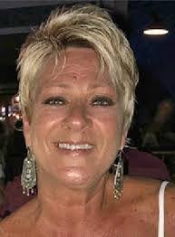 Lisa Croxton's Instagram, Twitter & Facebook