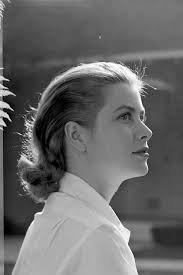 In the summer of 1954, grace kelly and cary grant were on the french riviera working on an alfred hitchcock movie, to catch a thief (1955). Grace Kelly S Most Glamorous Photos Vintage Grace Kelly Pictures