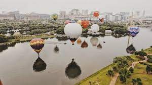 Ontdek de perfecte stockfoto's over putrajaya international hot air balloon festival en redactionele nieuwsbeelden van getty images kies uit premium blader door de 45 putrajaya international hot air balloon festival beschikbare stockfoto's en beelden, of begin een nieuwe zoekopdracht om meer. Balloon Events In Malaysia