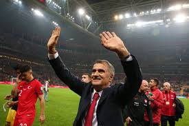 Şenol güneş ile ilgili tüm haberleri ve son dakika şenol güneş haber ve gelişmelerini bu sayfamızdan takip edebilirsiniz. Milli Takim In Gunes Li Yillari Ntvspor Net