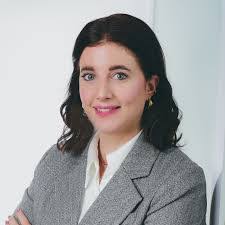 Sandra Bade's Instagram, Twitter & Facebook