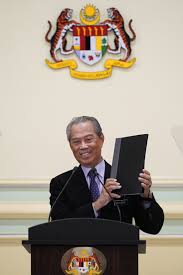 Malaysia's prime minister on saturday appointed the finance chief at petroliam nasional bhd (petronas) to take over as chief executive at the state energy company, at a time when lower oil prices and the coronavirus pandemic have hit the firm's profits. New Malaysian Leader Unveils Revamped Cabinet With No Deputy Taiwan News 2020 03 09