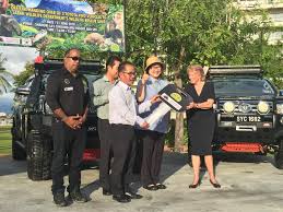 A member of sabah's wildlife rescue unit, nagalingam aided in sabre's rescue and translocation in october. Oauk Donates Three 4wds To Sabah Wildlife Dept Borneo Post Online